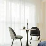 Plaza Cozy Exigent Lujerului - Free Private Parking