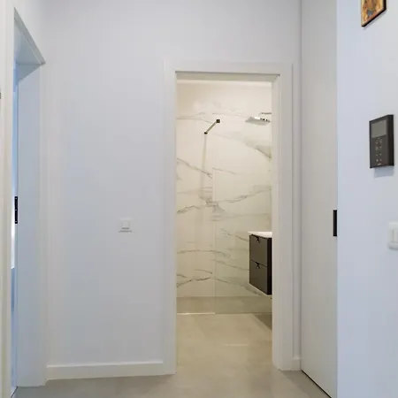 Plaza Cozy Exigent Lujerului - Free Private Parking Apartment Bukarest