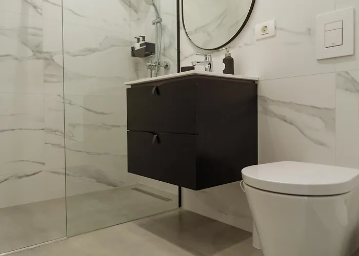 Апартаменти Plaza Cozy Exigent Lujerului - Free Private Parking