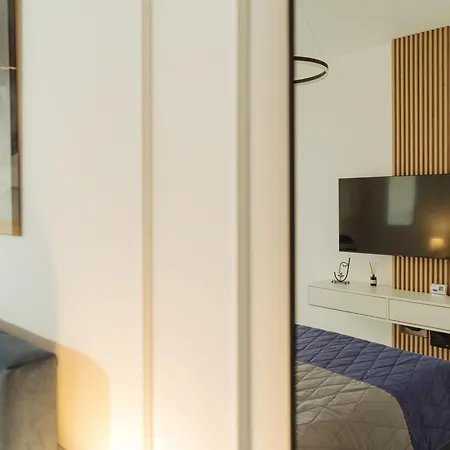 Plaza Cozy Exigent Lujerului - Free Private Parking Apartment *