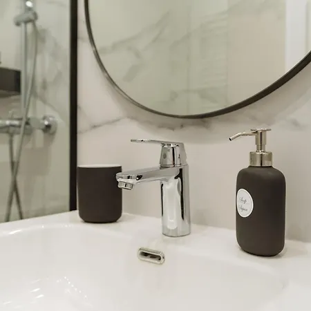 Plaza Cozy Exigent Lujerului - Free Private Parking *