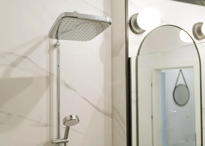 Plaza Cozy Exigent Lujerului - Free Private Parking