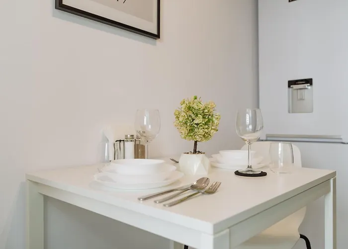 Plaza Cozy Exigent Lujerului - Free Private Parking 부쿠레슈티